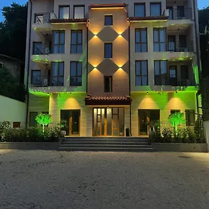 Odrys Apartment